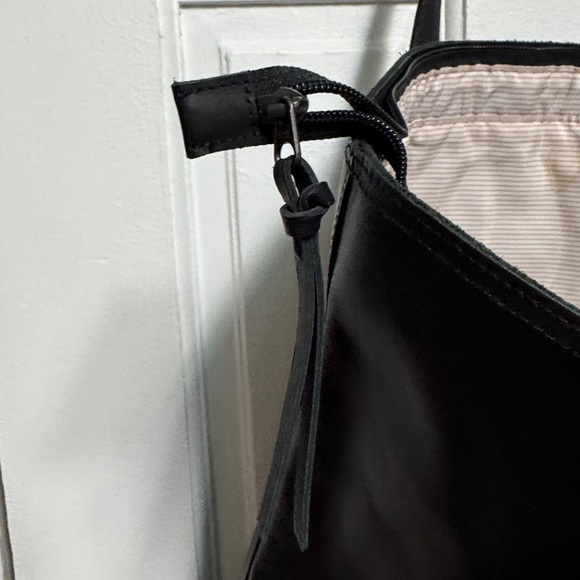 Timberland black leather tote - Picture 6 of 10